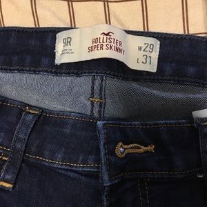 Hollister Super Skinny Jeans Dark Wash